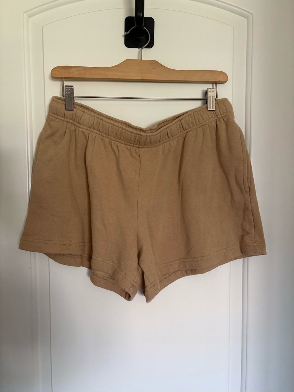 Universal Thread Tan Elastic Waist Athletic Shorts